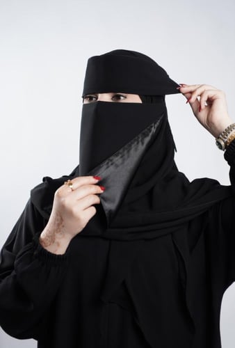 3 نقابات ملكية من اختيارك