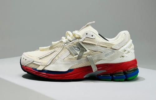 New Balance 1906R