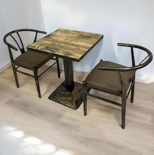 طقم 2 كرسي وطاولة مربعة خشب * حديد لون بني فاتح من...