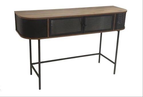 مدخل خشب مودرن بجوانب شبك معدني لون بني مقدم لكم م...