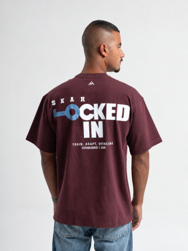 تيشيرت أوفرسايز Locked In — عنابي | ocked In Oversized Tee — Burgundy