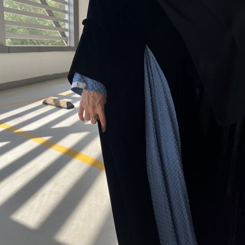 عبايه رقم 103