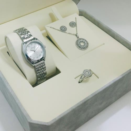 طقم نسائي ساعة وسلسال وخاتم زركون