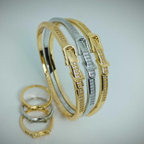 3 اساور مع 3 خواتم زركون لونين ذهبي وفضي