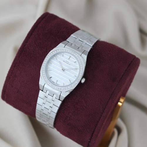 ساعة نسائية ستيل بفصوص زركون براقة- ضمان 3 سنوات