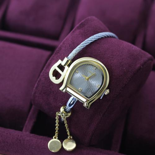 ساعة نسائية ماربيلا بتصميم مميز