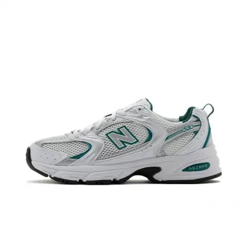ابيض واخضر New Balance 530