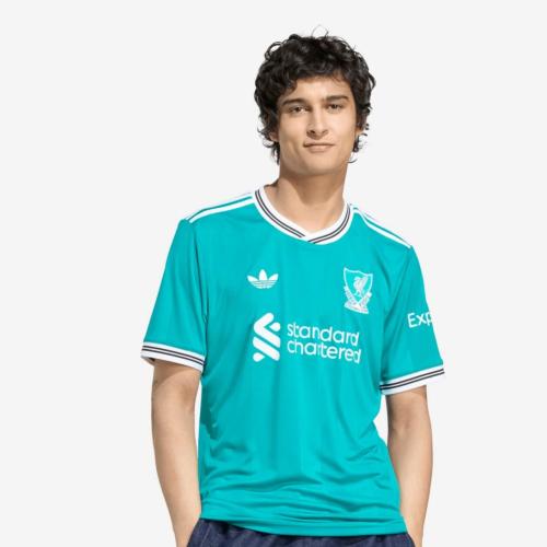 تيشيرت ليفربول 26/25 الثالث