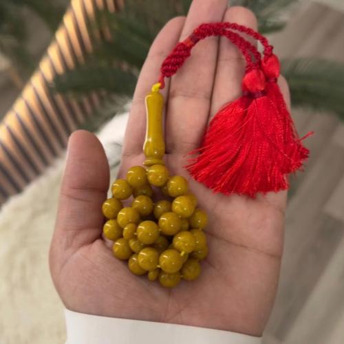 سبحة بكلايت كركمي مع شكه