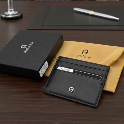 محفظة بطاقات جلدية فاخرة من AIGNER