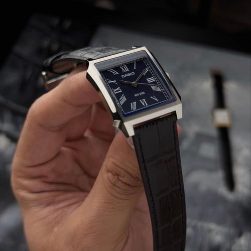 ساعة كاسيو كحلي جلد MTP-B190L