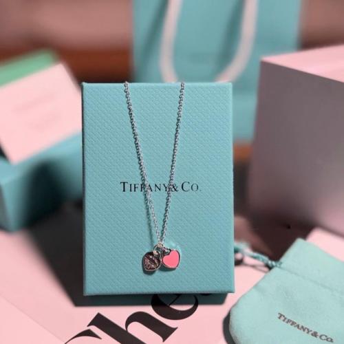 Tiffany necklace with two hearts