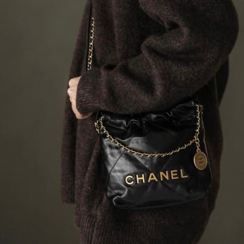 شنطة CHANEL الانيقة