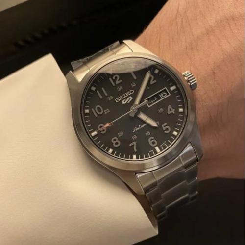 ساعة سيكو اوتوماتيك - field اسود