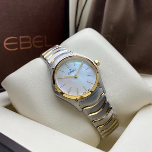 ساعة ايبل النسائية