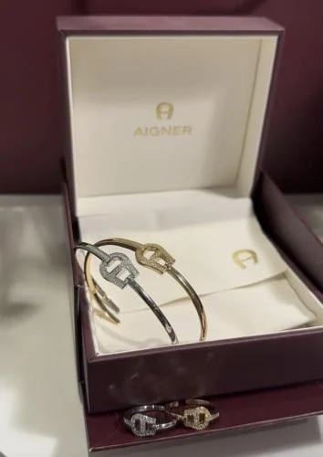 طقم اقنر Aigner الأنيق - أسورة وخاتم
