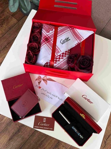 بوكس هدية رجالي فاخر | شماغ + قلم + محفظة