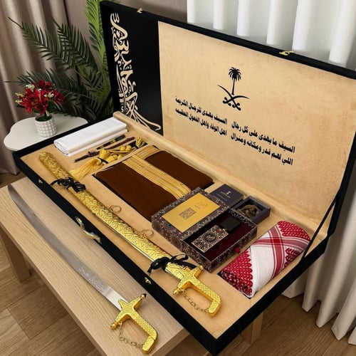 طقم بشت ملكي رجالي فاخر – هدية فخمة متكاملة