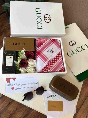 بوكس هدية رجالي جوتشي الفاخر مع شماغ ونظارة وعطر