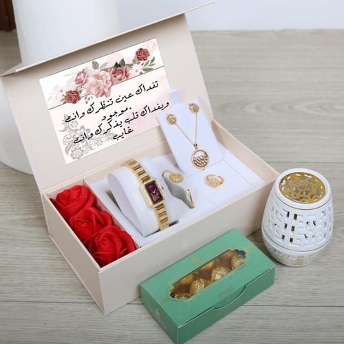 طقم ساعه نسائيه فاخره بالاسم