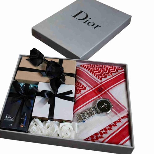 بوكس هدايا رجالي فاخر بتنسيق ملكي