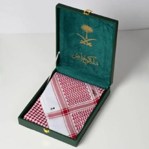 شماغ ملكي خاص احمر الإصدار الجديد 2026