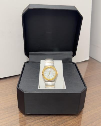 ساعة اوميقا