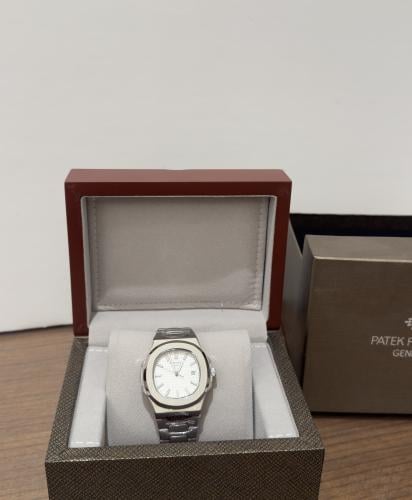 ساعة باتريك فيليب