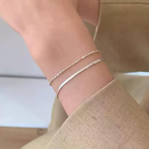 اسورة ستيل باللون الفضي