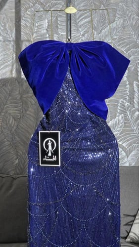 فستان ازرق ملكي