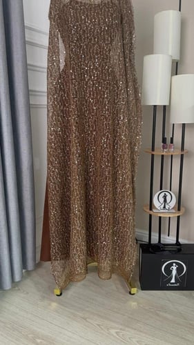 فستان عودي بني جمبسوت