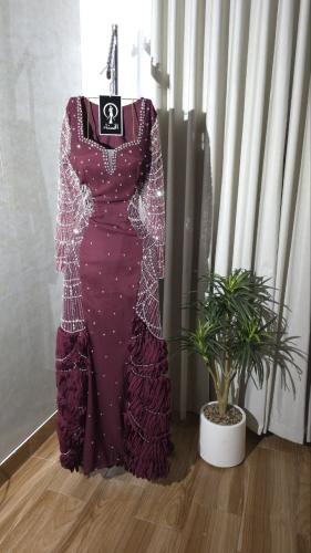 فستان سهره عنابي