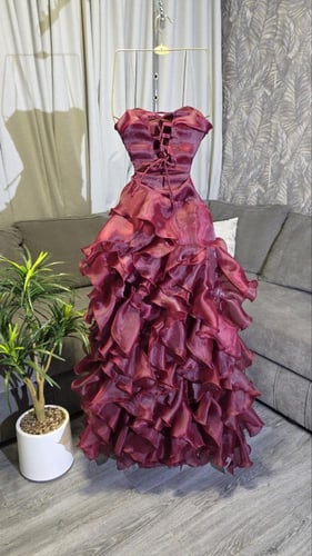 فستان كشكشه لونين