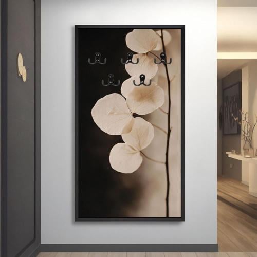 لوحة قماشية بتصميم مودرن لتعليق الملابس