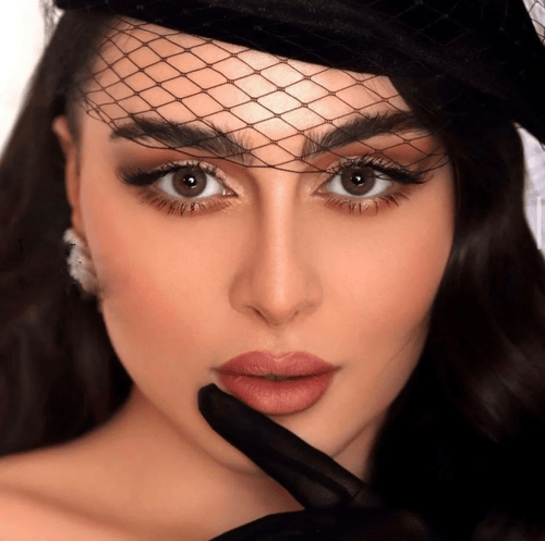 عدسات لاصقة اللون لافا Lava من ديفا