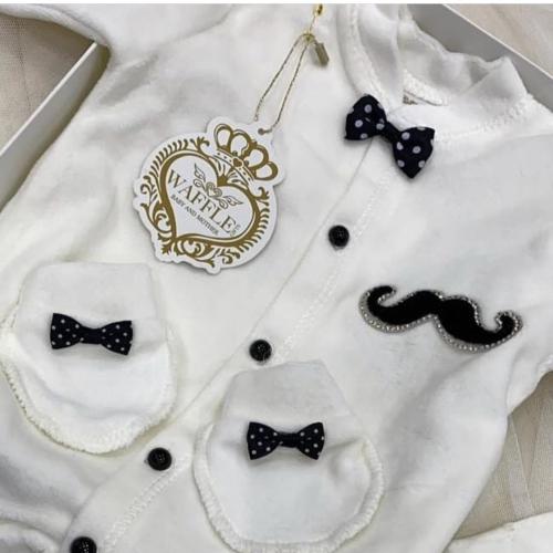 طقم مواليد مخمل ولادي 3 قطع