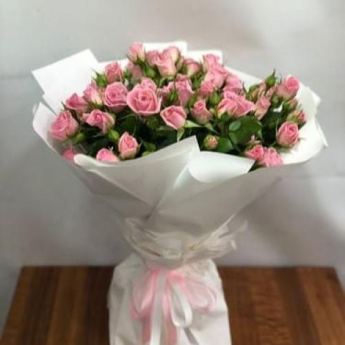 بوكيه ورد طبيعي وردي RC026