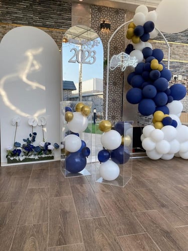 خلفية ومرايا وقوس البالونات