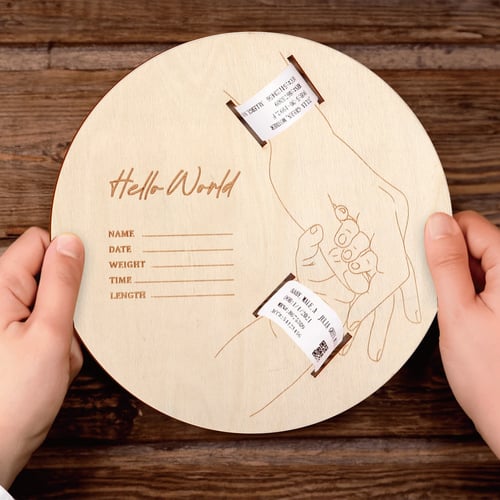 حامل اساور المولود