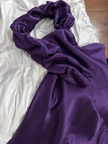 فستان بنفسج