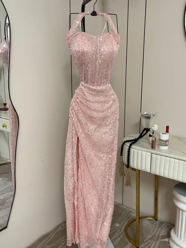 فستان الينا