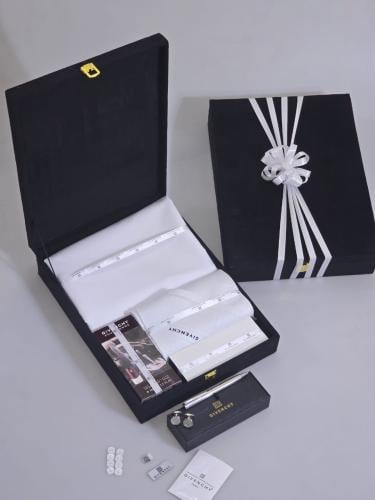 طقم رجالي فاخر