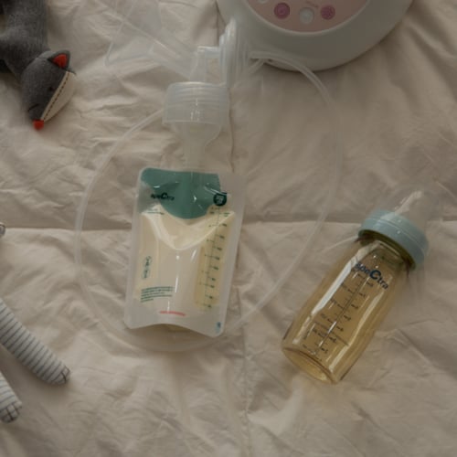 أكياس حفظ الحليب مع موصل - 10 أكياس