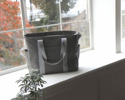 مجموعة أساسيات سحب الحليب خارج المنزل مع حقيبة تبر...