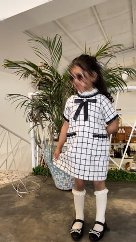 الفستان الكاروهات