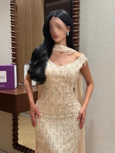 فستان ساره شلال الكريستال