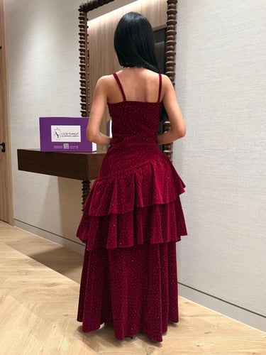 فستان ديما مخمل انيق