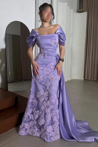 فستان سهرة أوف شولدر مطرزة بازهار لون ارجواني فاتح