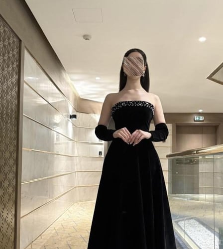 فستان سهره مخمل ملكي بلون الاسود