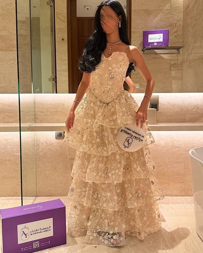 أيفوري بلوسوم